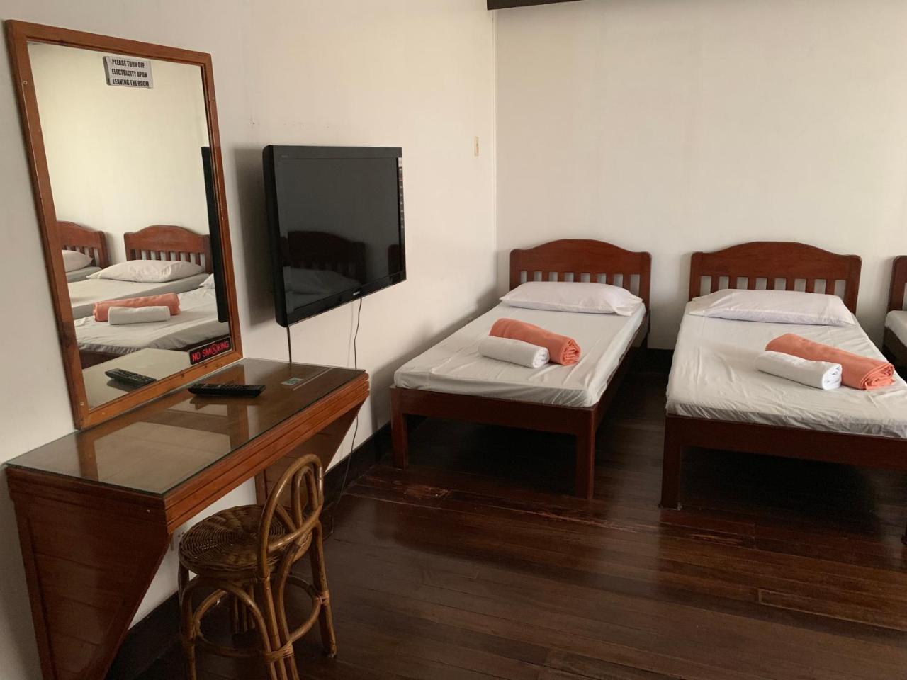 Matutina Pensionne Puerto Princesa Exterior photo