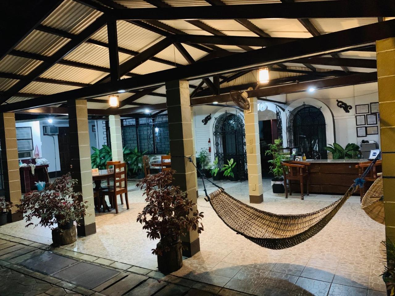 Matutina Pensionne Puerto Princesa Exterior photo
